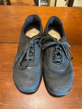 SAS Women’s Leather Suede Black Casual Walk Easy Shoes Size 7.5 W Style K8967818